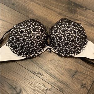 Victoria’s Secret bra